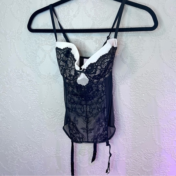 Victoria's Secret Other - Black and White Lace Bustier Victoria’s Secret Corset 32D excellent condition
